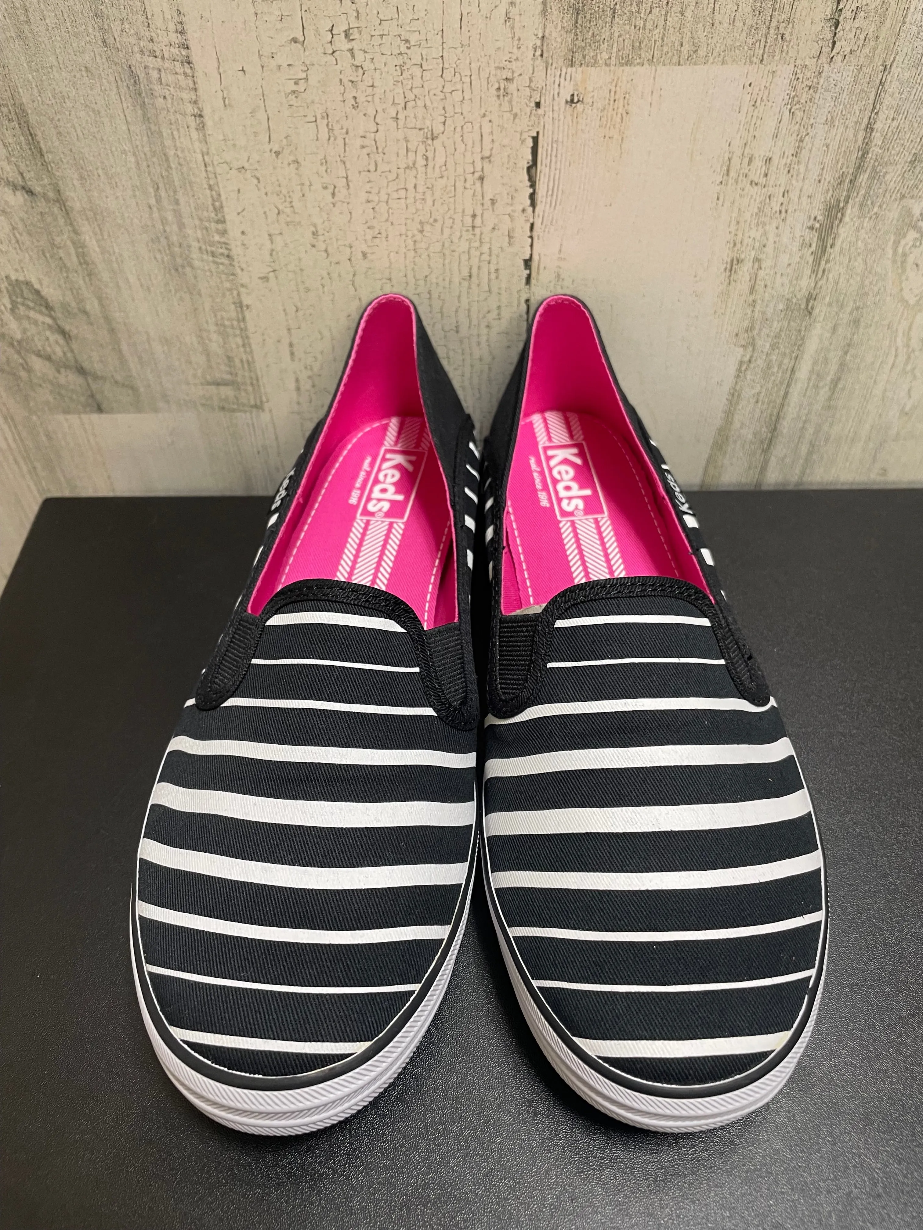 Black Shoes Flats Keds, Size 8
