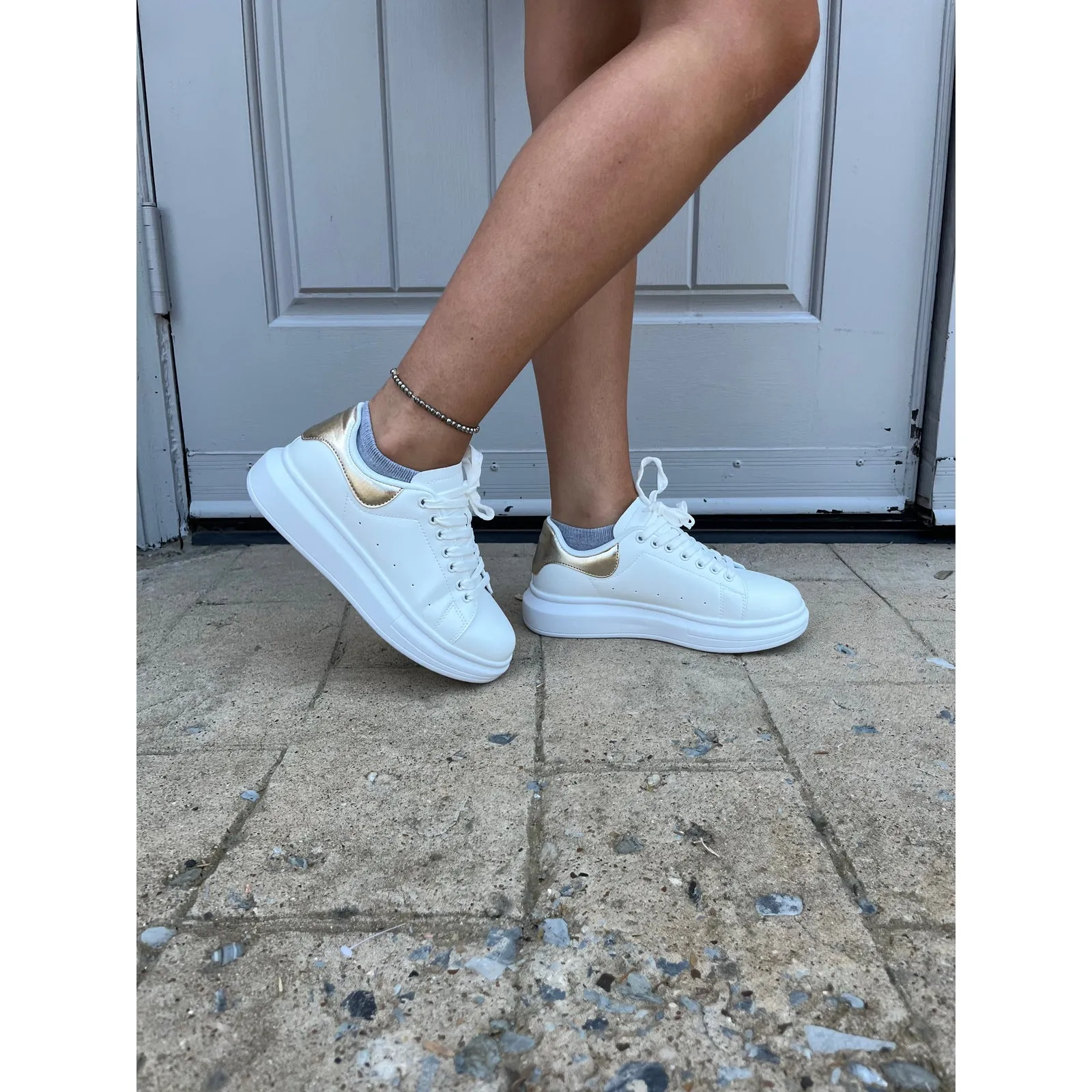 Clean Streak Platform Sneaker